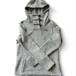 The North Face Cream and Gray Fleece Pullover